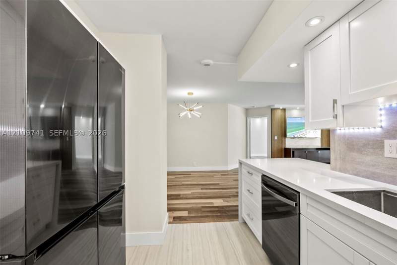 2 bedroom Condominium at 19101 NE 36th Ct 203, Mystic Pointe Condo No Th, Aventura — photo 5