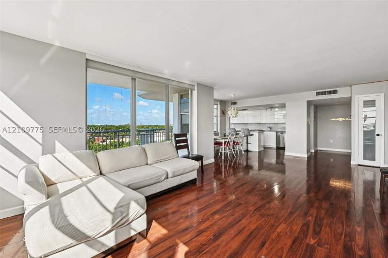 2 bedroom Condominium at 18011 Biscayne Blvd 705, Del Prado Marina, Aventura — photo 4
