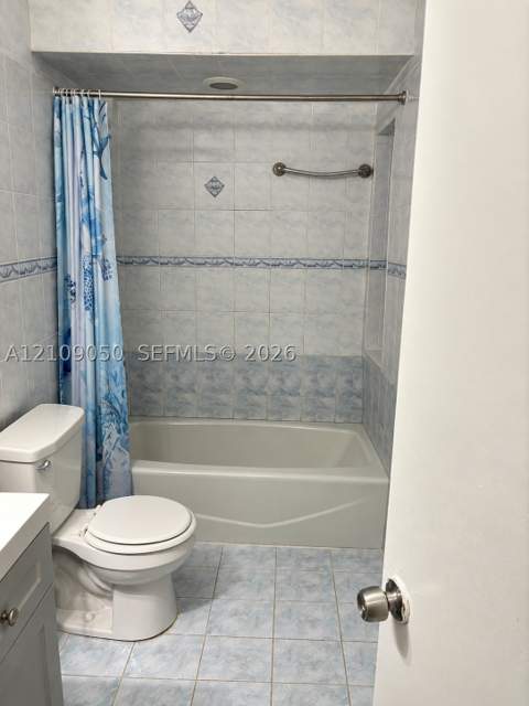 12054 SW 117th Ter, Miami FL - photo 11 of 31