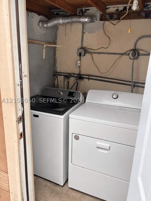 12054 SW 117th Ter, Miami FL - photo 7 of 31