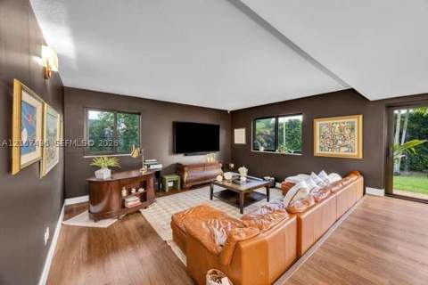 11471 SW 103rd St, Miami FL - photo 7 of 11