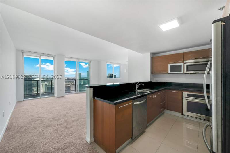 2 bedroom Condominium at 244 Biscayne Blvd 3808, Vizcayne North Condo, Miami — photo 5