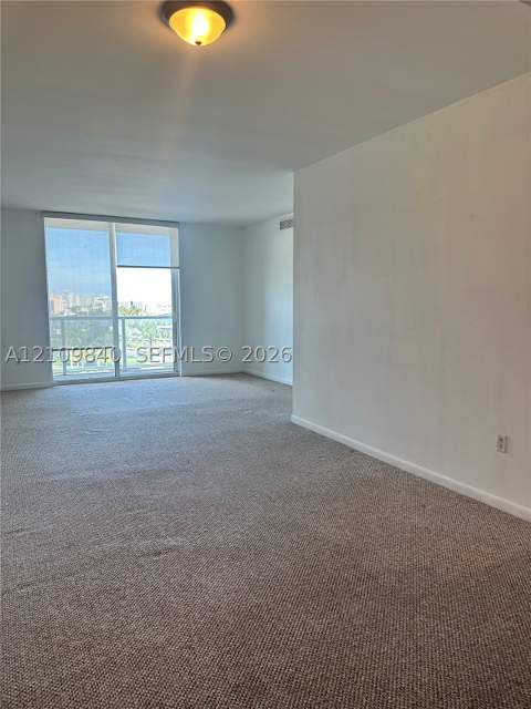 244 Biscayne Blvd 703, Miami FL - photo 6 of 18