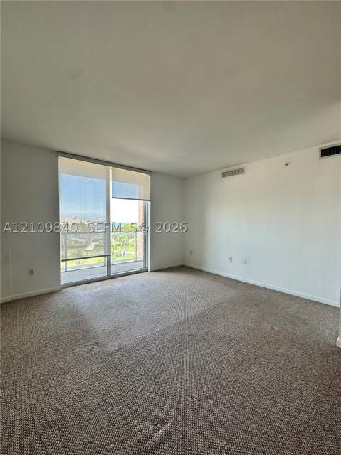 244 Biscayne Blvd 703, Miami FL - photo 7 of 18