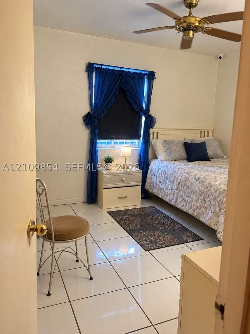 3 bedroom SingleFamilyResidence at 9050 NW 32nd Ct Rd, Broadmoor Manor, Miami — photo 3