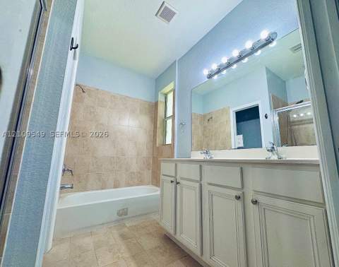 1035 NE 207th Ter, Miami FL - photo 10 of 18
