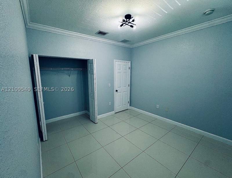 4 bedroom Townhouse at 1035 NE 207th Ter, Ives Dairy Townhomes, Miami — photo 5