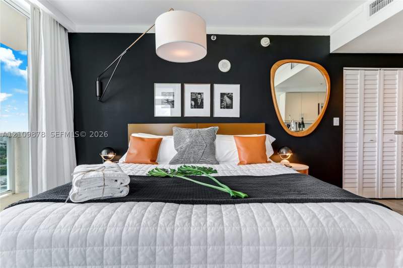 1 bedroom Condominium at 2889 Mcfarlane Rd 1112, Mutiny Park Condo, Miami — photo 3