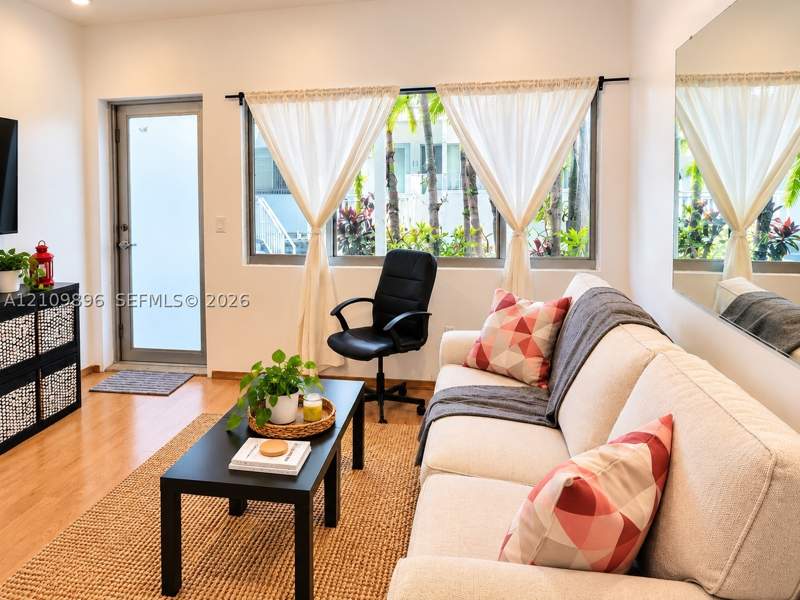 1 bedroom Condominium at 1840 James Ave 4, Sherita Condo, Miami Beach — photo 3