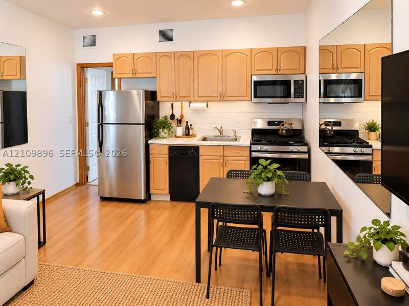 1 bedroom Condominium at 1840 James Ave 4, Sherita Condo, Miami Beach — photo 5