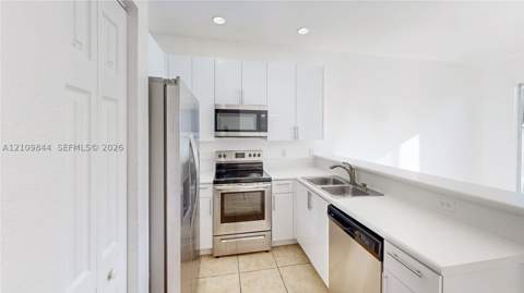 531 NE 21st Ave, Homestead FL - photo 12 of 77