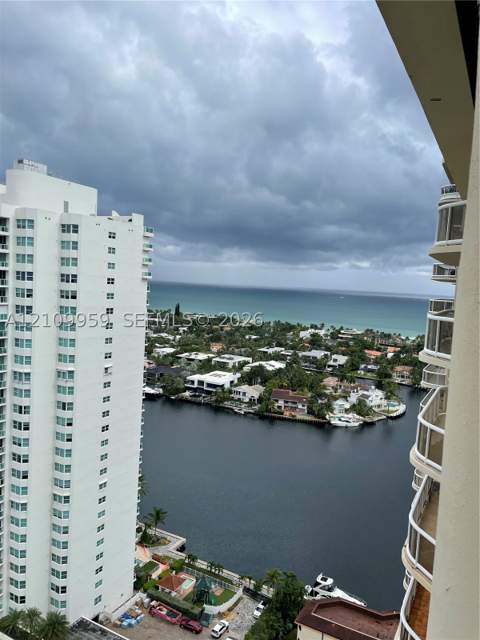20191 E Country Club Dr 2601, Aventura FL - photo 7 of 16