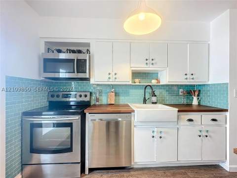 7133 Bay Dr 705, Miami Beach FL - photo 16 of 38
