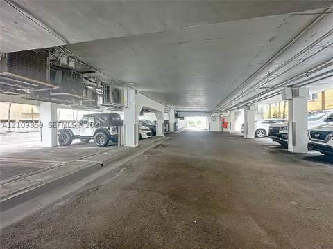 7133 Bay Dr 705, Miami Beach FL - photo 24 of 38