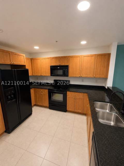 8999 NW 107th Ct 109-1, Doral FL - photo 7 of 10