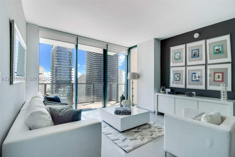 2 bedroom Condominium at 88 SW 7th St 2505, Rise Condo, Miami — photo 4