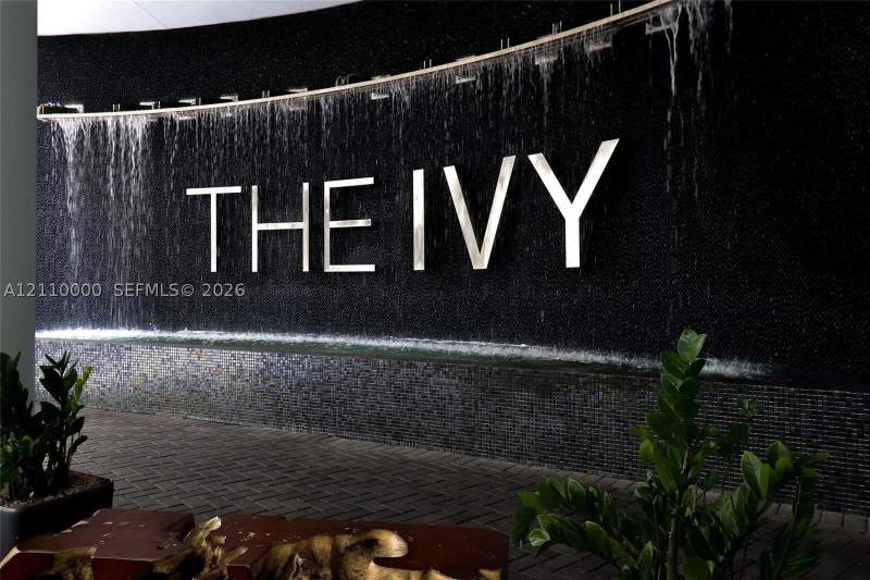 2 bedroom Condominium at 90 SW 3rd St 3212, Ivy Condo, Miami — photo 2