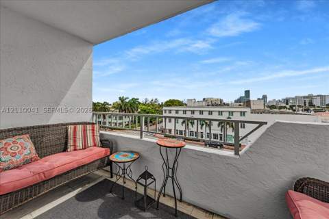 1610 Lenox Ave 516, Miami Beach FL - photo 20 of 28