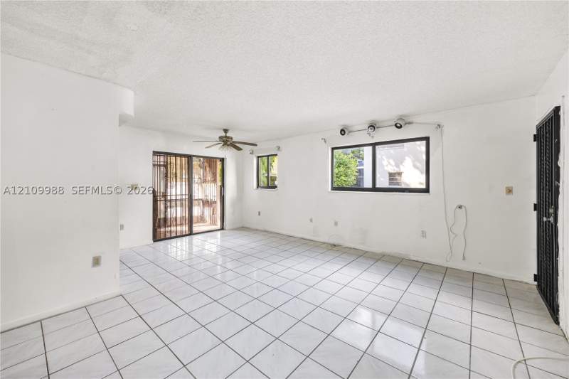 2 bedroom Condominium at 13946 NE 4th Ave C B 13946, North Garden Villas Inc C, Miami — photo 5