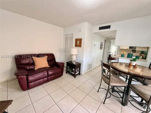 10776 N Kendall Dr F11, Miami FL - photo 6 of 22