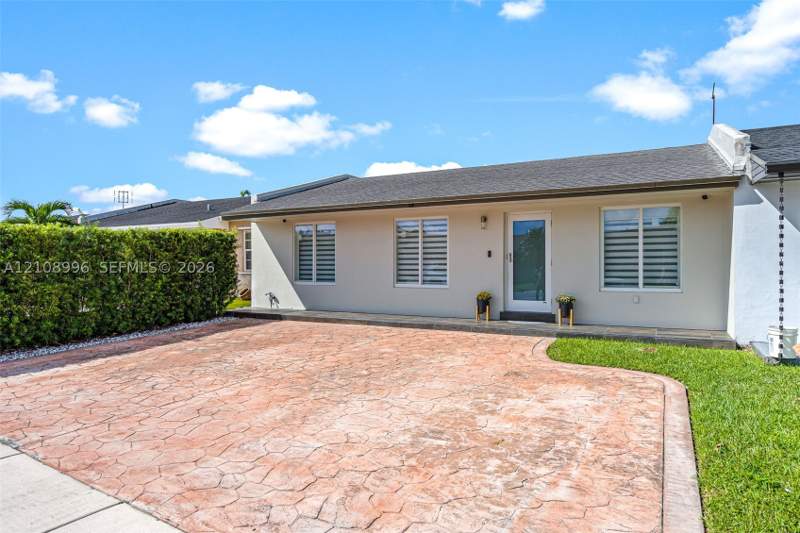 3 bedroom Townhouse at 4252 SW 131st Ave, Royale Green Townhouse SE, Miami — photo 3