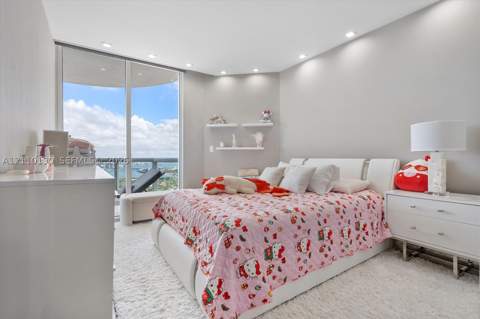 6365 Collins Ave 4307, Miami Beach FL - photo 24 of 43