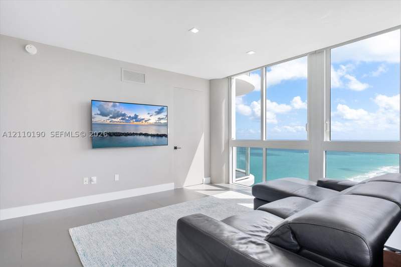 2 bedroom Condominium at 6365 Collins Ave 4307, Akoya Condo, Miami Beach — photo 4