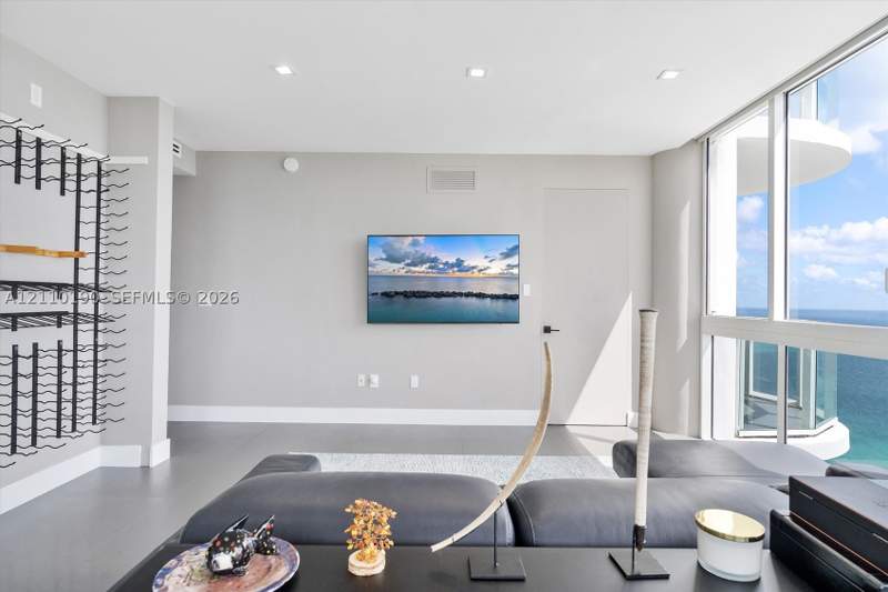 2 bedroom Condominium at 6365 Collins Ave 4307, Akoya Condo, Miami Beach — photo 5