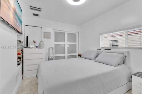 4310 SW 7th St, Miami FL - photo 10 of 33