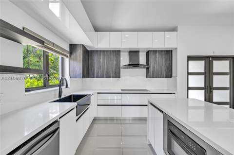 1205 Wallace St, Coral Gables FL - photo 20 of 54