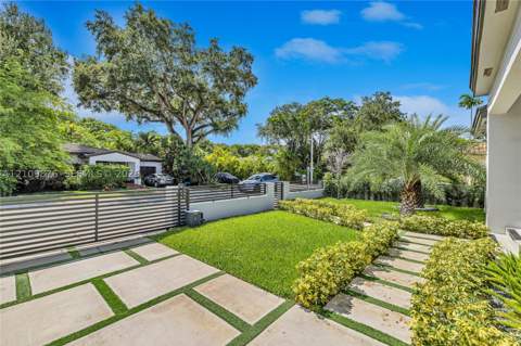 1205 Wallace St, Coral Gables FL - photo 7 of 54