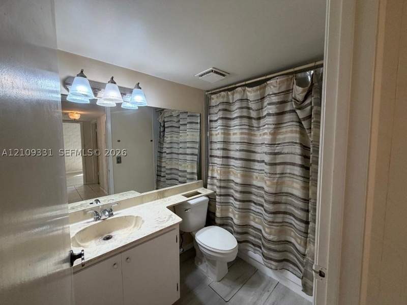 3 bedroom Condominium at 10231 Fontainebleau Blvd 106, Indian Lk Village Phase 1, Miami — photo 5