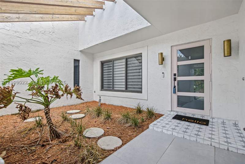 3 bedroom SingleFamilyResidence at 12220 SW 93rd St, Habitat Estates Sec 3, Miami — photo 4