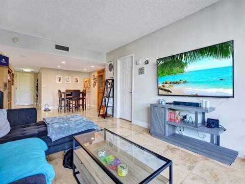 3625 N Country Club Drive 210, Aventura FL - photo 11 of 38