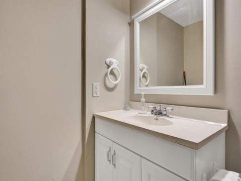 3625 N Country Club Drive 210, Aventura FL - photo 16 of 38