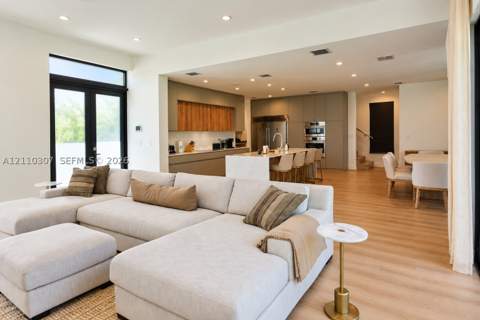 1509 SW 15th St, Miami FL - photo 15 of 38