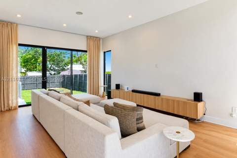 1509 SW 15th St, Miami FL - photo 19 of 38