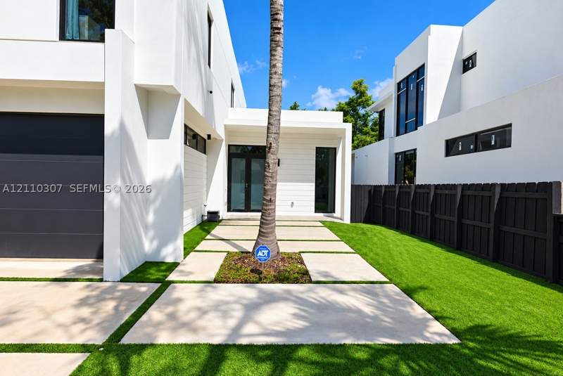 5 bedroom SingleFamilyResidence at 1509 SW 15th St, Seville, Miami — photo 3