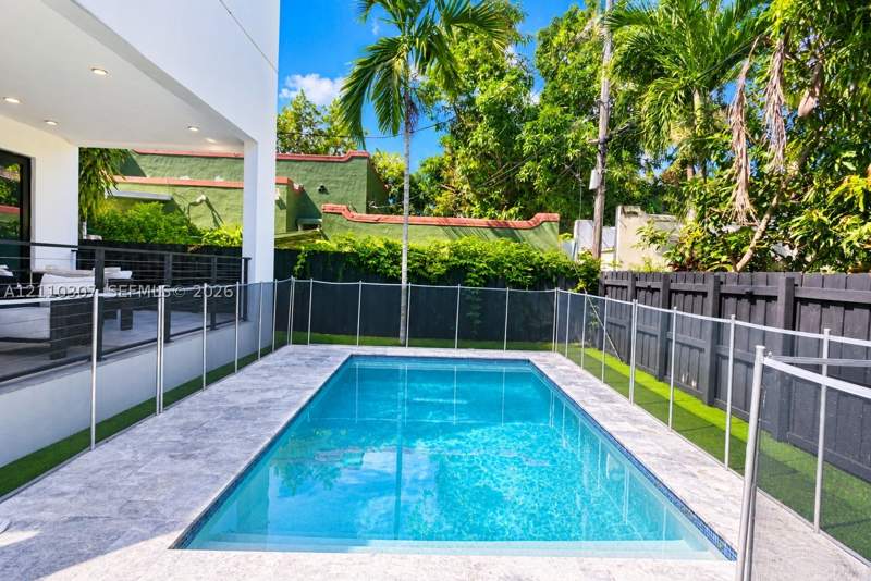 5 bedroom SingleFamilyResidence at 1509 SW 15th St, Seville, Miami — photo 4