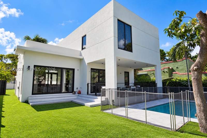 5 bedroom SingleFamilyResidence at 1509 SW 15th St, Seville, Miami — photo 5