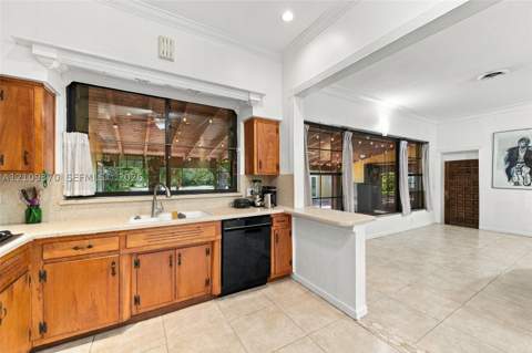 6445 SW 99th Ave, Miami FL - photo 13 of 46