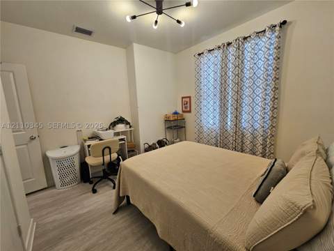 465 NE 12th St, Florida City FL - photo 7 of 36