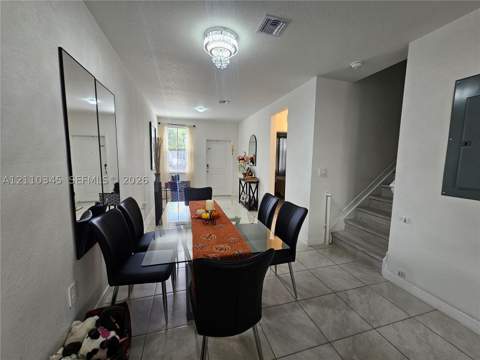 465 NE 12th St, Florida City FL - photo 9 of 36
