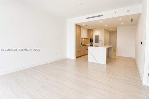 2411 Laguna Circle 810, North Miami FL - photo 16 of 82