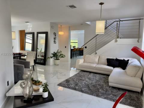 8880 NW 115th Ct, Doral FL - photo 11 of 31