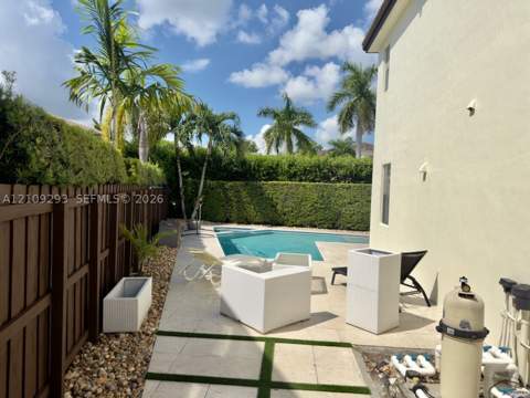 8880 NW 115th Ct, Doral FL - photo 21 of 31
