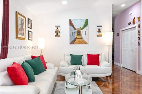9182 NW 112th Ter, Hialeah Gardens FL - photo 12 of 46