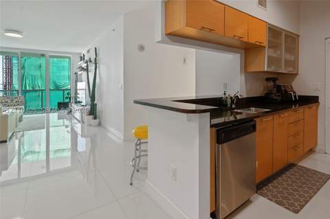 31 SE 5th St 3516, Miami FL - photo 8 of 47