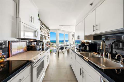 7330 Ocean Ter 7-A/7-B, Miami Beach FL - photo 13 of 27