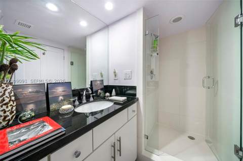 7330 Ocean Ter 7-A/7-B, Miami Beach FL - photo 18 of 27